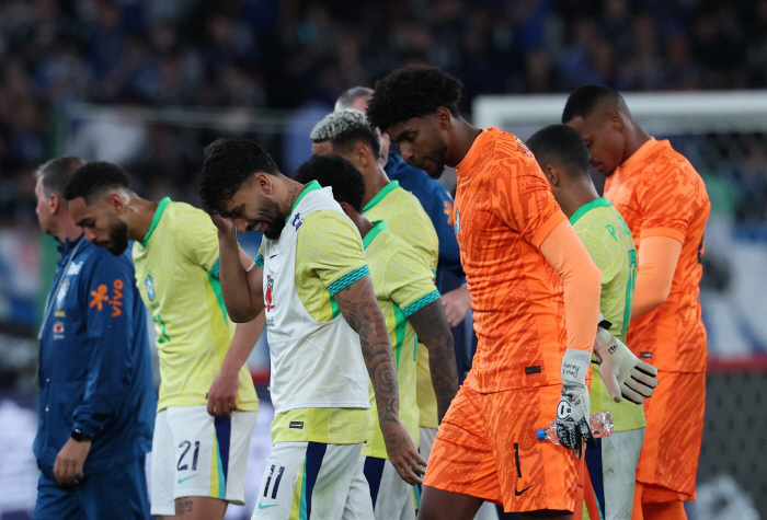 Brazil DF, who caused a major accident in the Tokyo disaster, ended up crying over his wife's story...Don't hang me on the cross