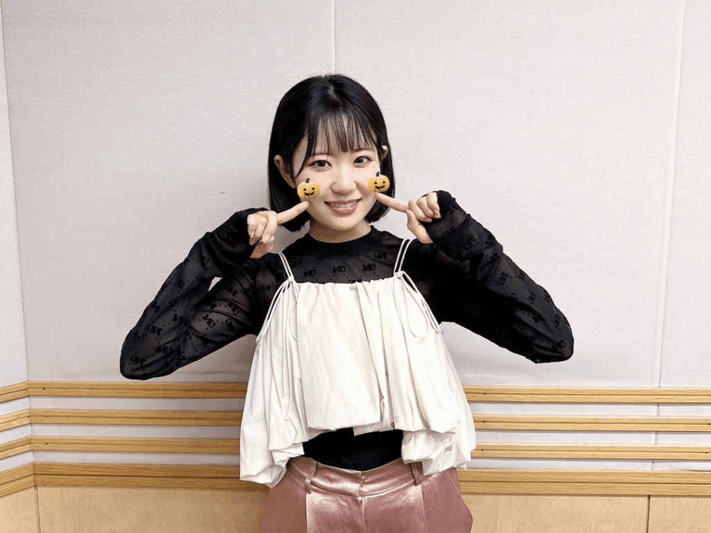 Touyama Nao from @living🎃