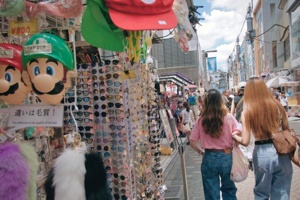 Everyday Life in Japan on a Point-and-Shoot