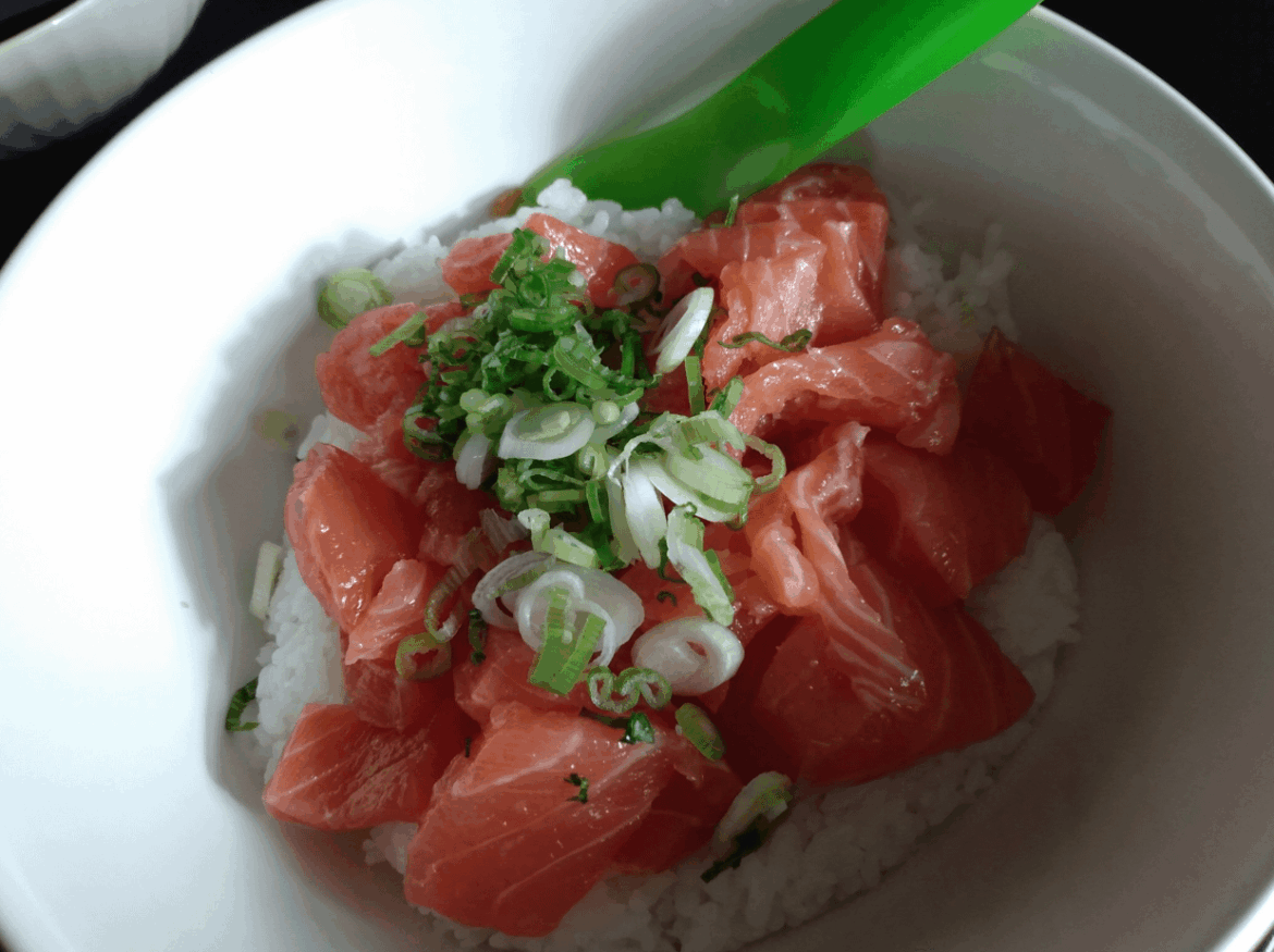 Dinner date with my sashimi bowl