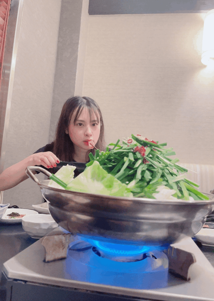 Maeda Kaori × Motsunabe