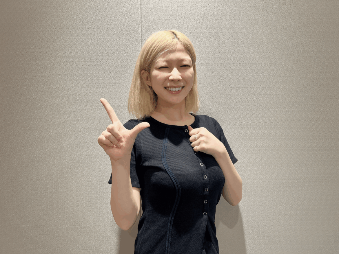 Aoyama Yoshino at "FMK Aoyama Yoshino's yorisoi"