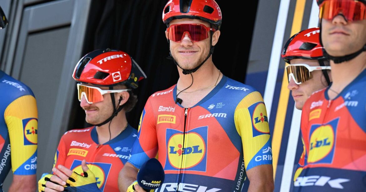 Jonathan Milan opts for Japanese sprint instead of clash with Kooij and Merlier — and it pays off Jonathan Milan opts for Japanese sprint instead of clash with Kooij and Merlier — and it pays off