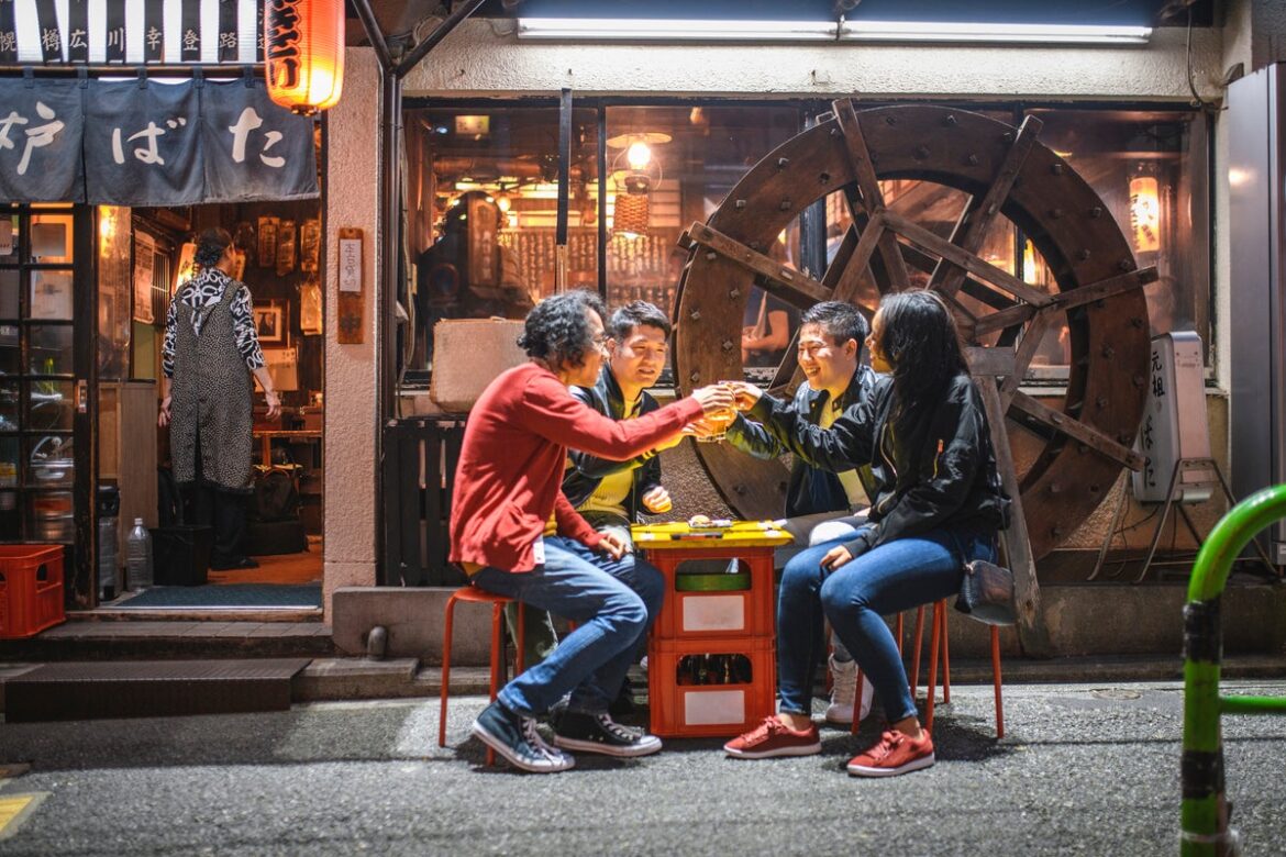 Is it safe to drink alcohol in Japan? Foreign Office issue new warning over methanol poisoning