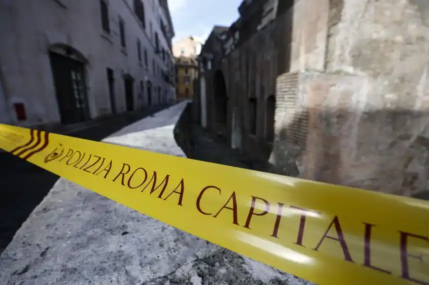 Japanese Tourist Dies After Falling Near Rome’s Pantheon