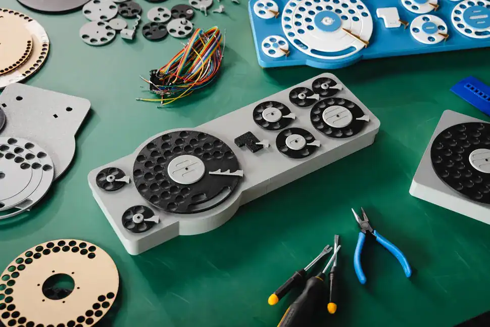 The Google rotary keyboard taken apart so it's inner structures are visible