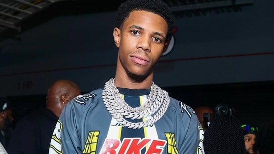 American rapper A Boogie Wit Da Hoodie caught in Tokyo club brawl.(Instagram/ aboogievsartist)
