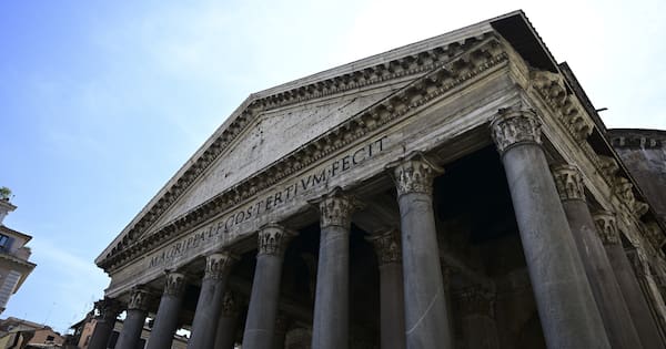 Japanese tourist dies in 7m fall from Pantheon in Rome Japanese tourist dies in 7m fall from Pantheon in Rome