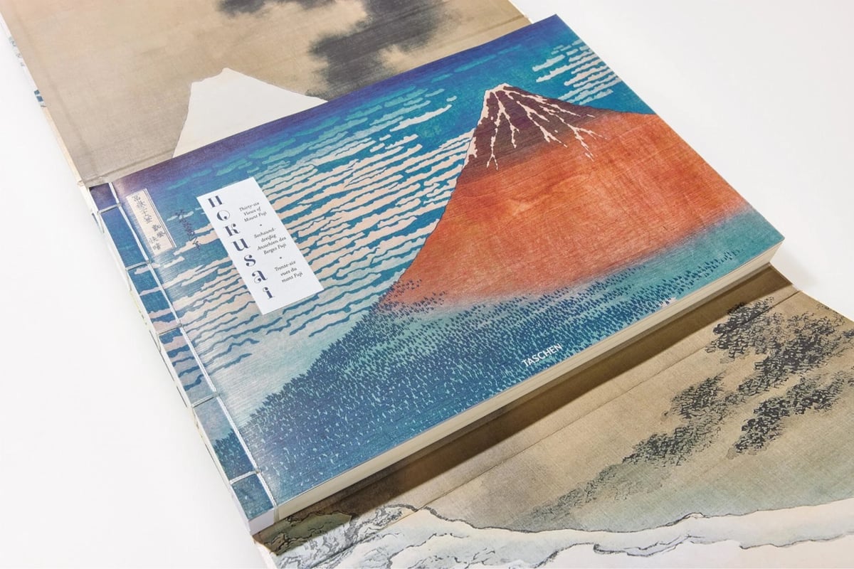 an interior page of Hokusai. Thirty-Six Views of Mount Fuji.