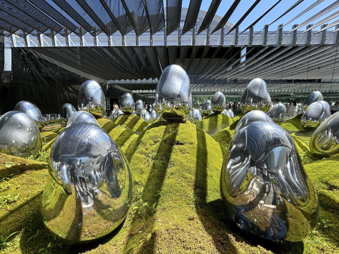 TeamLab Planets during Daytime