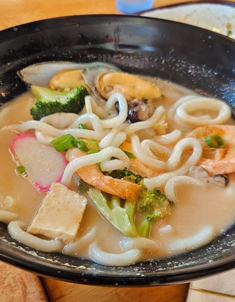 Seafood udon
