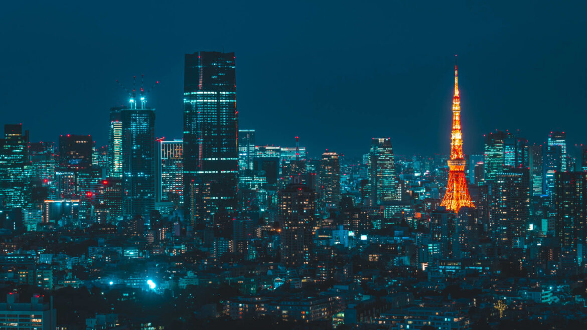 Japan economy contracts less than expected in September quarter Japan economy contracts less than expected in September quarter