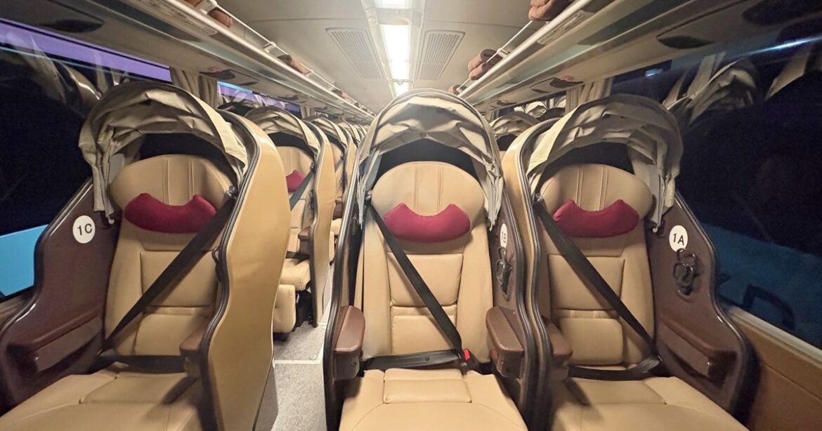 How to travel from Tokyo to Kyoto on the overnight bus and not lose your sanity How to travel from Tokyo to Kyoto on the overnight bus and not lose your sanity