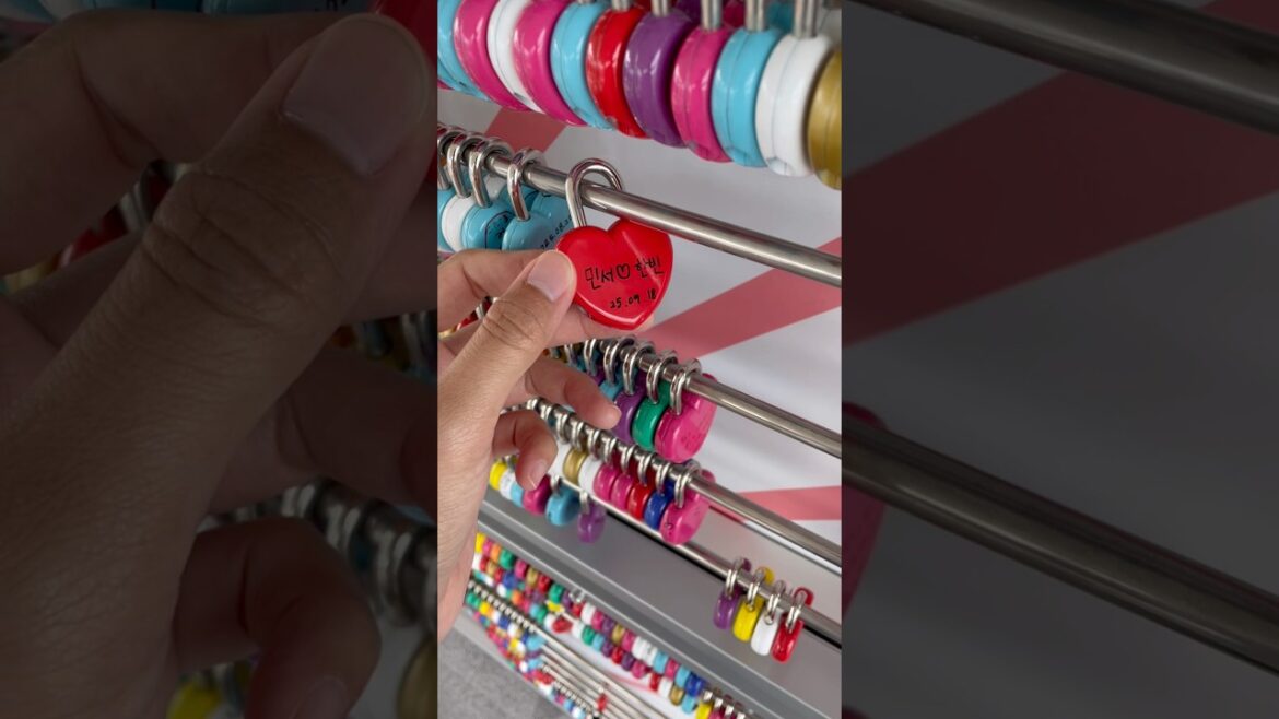 Travel Vlog Exploring Fukuoka Tower and the Beautiful Momochihama Beach