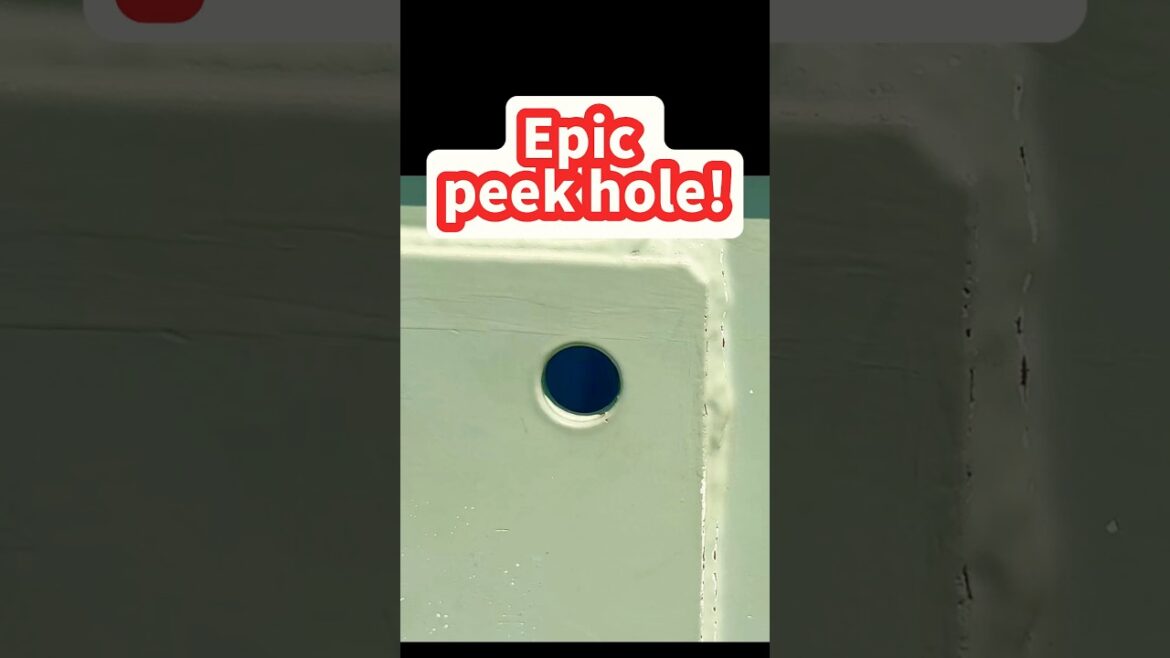 An epic peek hole!! #japantravel #visitjapan #akashikaikyobridge #kobe