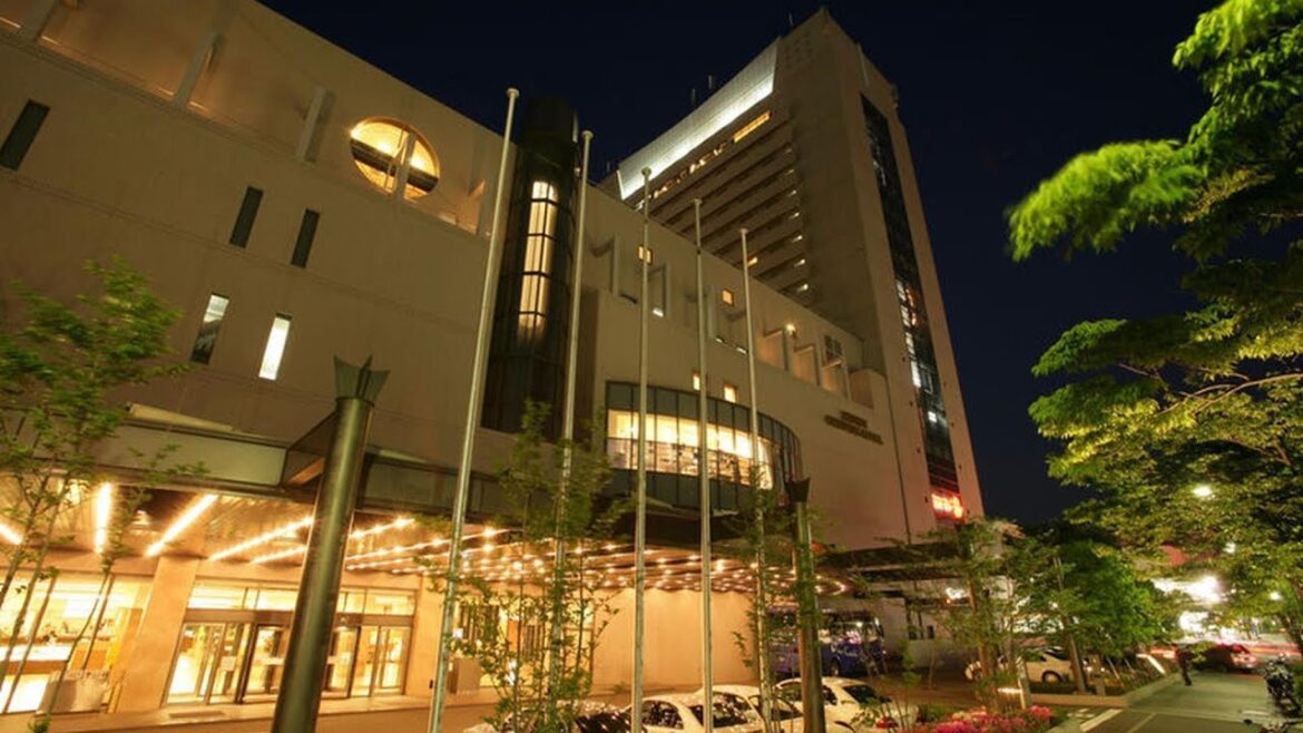 Kobe Seishin Oriental Hotel, Japan | Travel With Suruchi