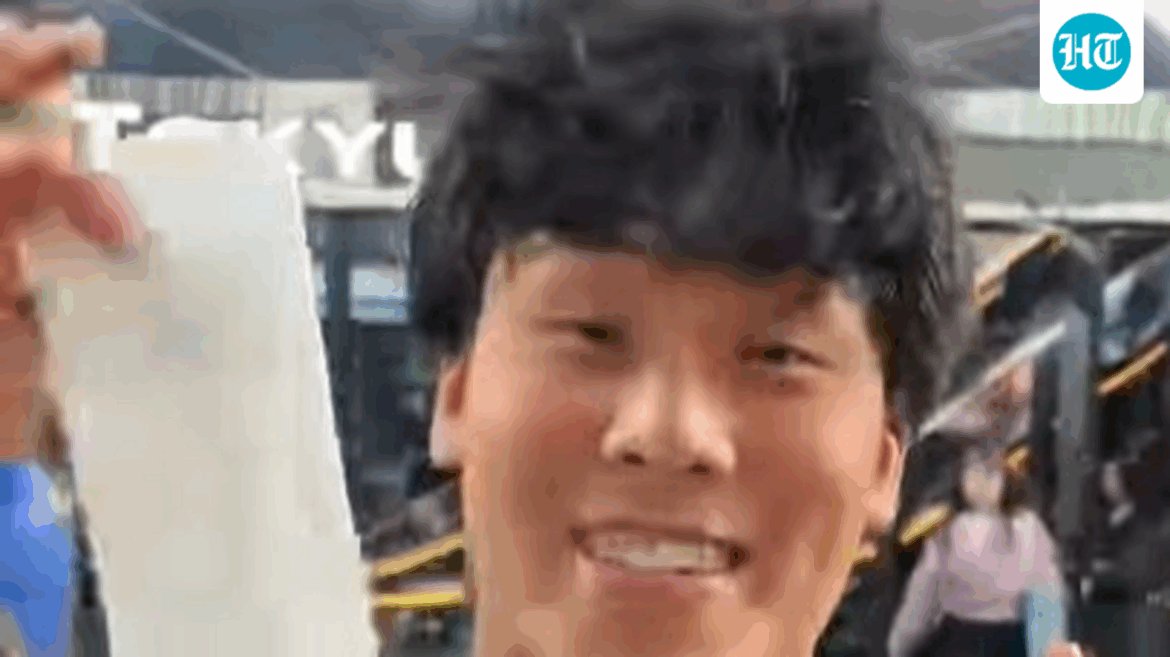 Influencer Jojo Sim walks through Tokyo in white socks to see if streets are really clean; see what happens