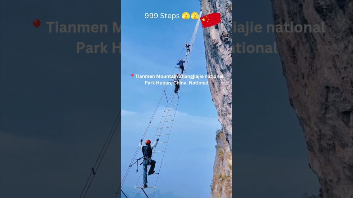 🇨🇳 Climbing China’s 999-Step ‘Stairway to Heaven’ ⛰️ Breathtaking Tianmen Mountain Hike