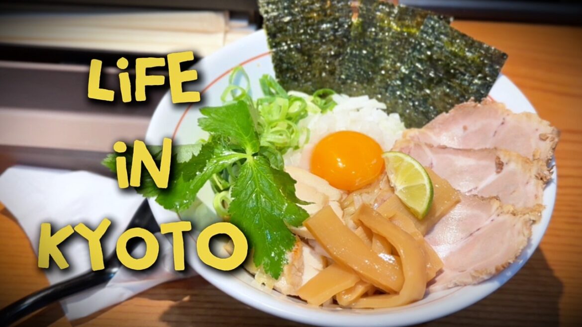 Life in Kyoto 🇯🇵 Ramen, Eclairs & Gion Festival BTS Life in Kyoto 🇯🇵 Ramen, Eclairs & Gion Festival BTS