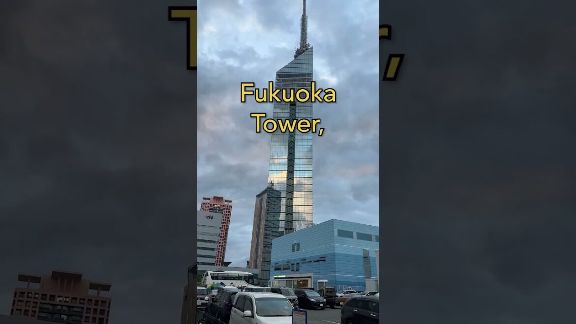 Visiting Fukuoka? Here's what to do there in 24 hours #japan #travel #fukuoka