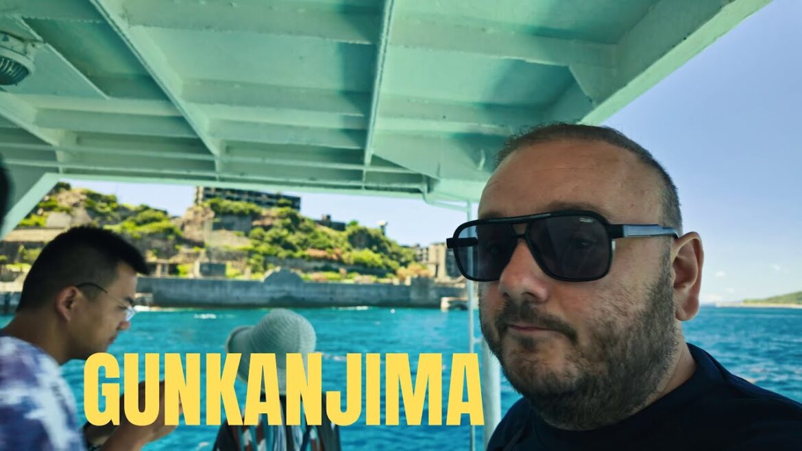 The face of utter disappointment. Avoid this in Nagasaki (#025) The face of utter disappointment. Avoid this in Nagasaki (#025)