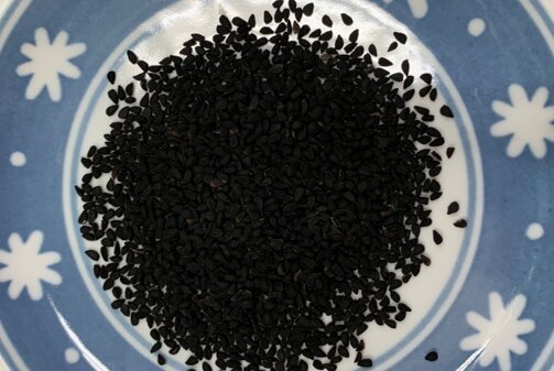Black cumin seeds linked to lower cholesterol and reduced fat cell formation Black cumin seeds linked to lower cholesterol and reduced fat cell formation