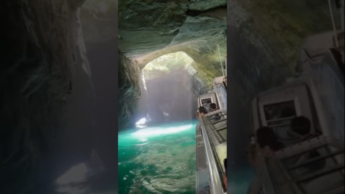 This cave looks unreal 😍🌊 #shorts