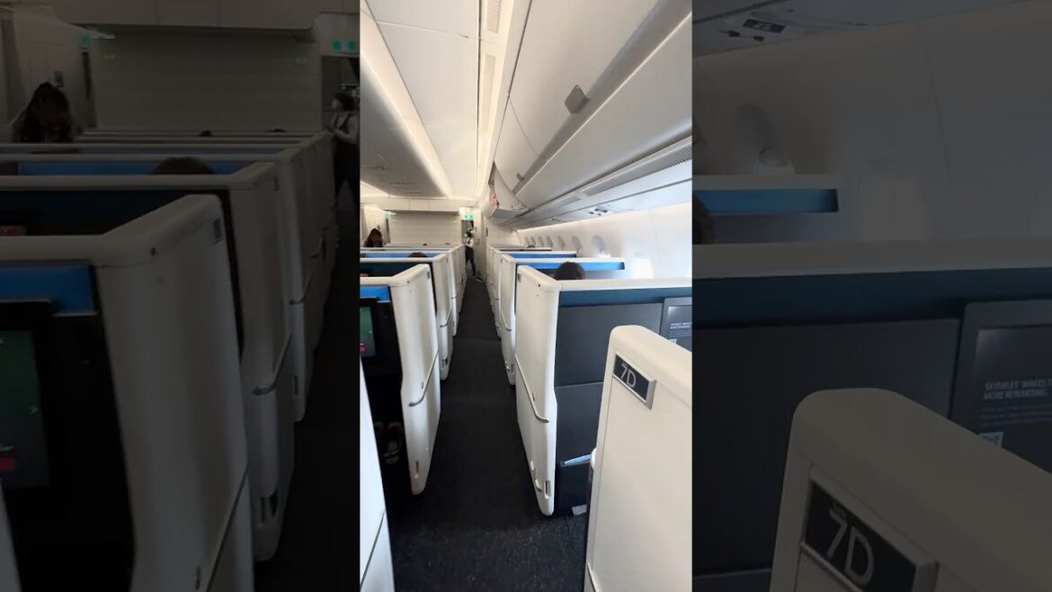 Delta One a350-900 seat 7D