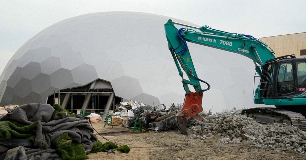 Demolition work underway at Osaka Expo venue 1 month after closing