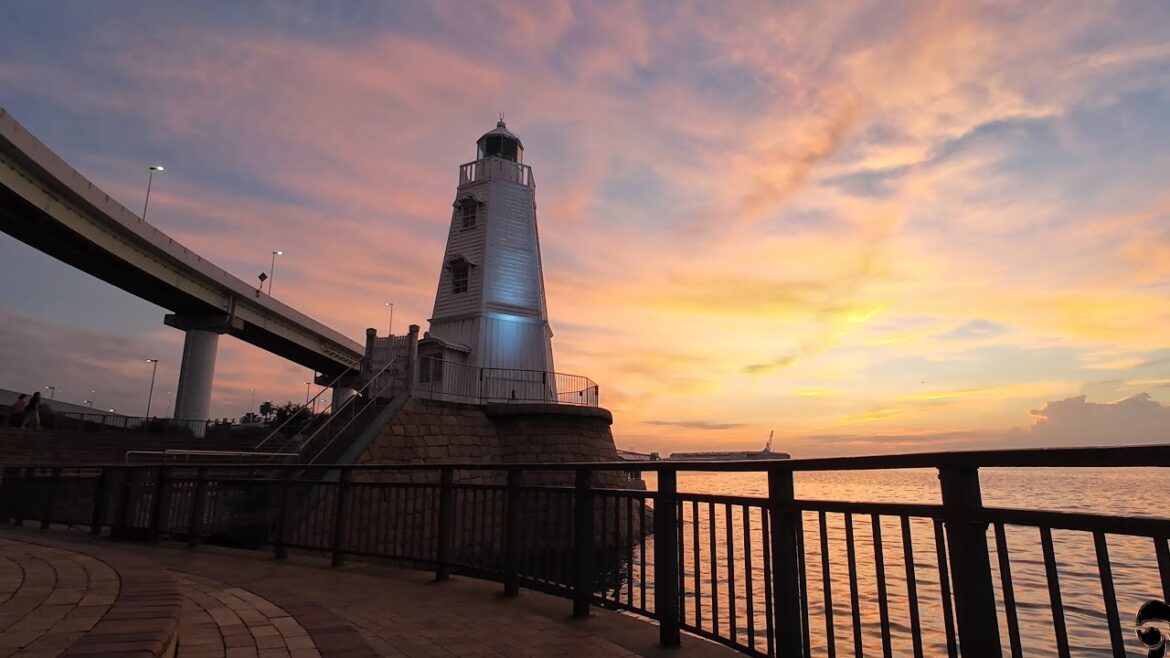 Old Light House Sakai, Osaka Japan  Street Photography | Sunset Time | Golden Hour | Blog