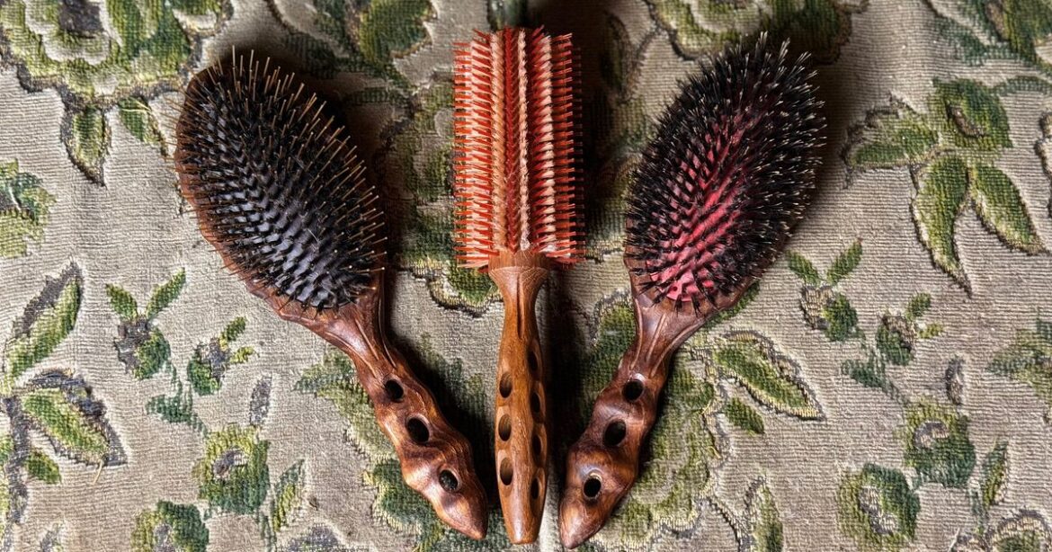 The Japanese Hairbrush Stylists Prefer to Mason Pearson