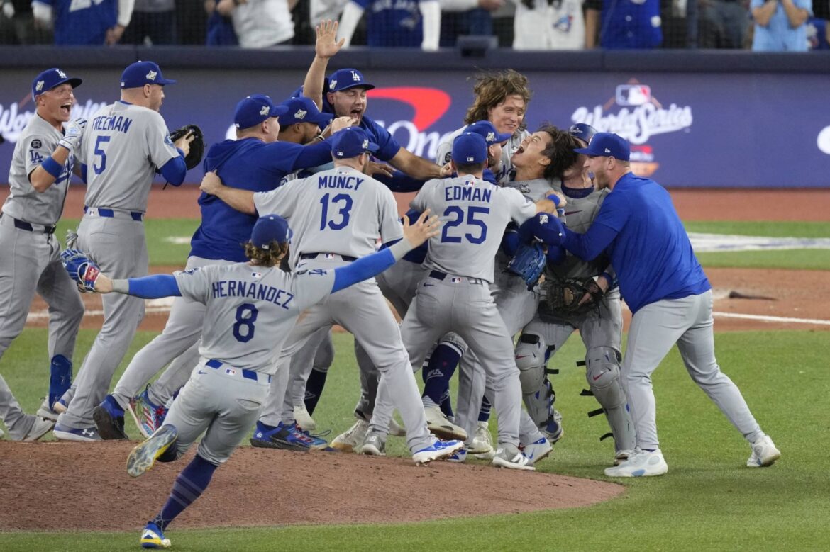 Dodgers beat Blue Jays to repeat as World Series champions
