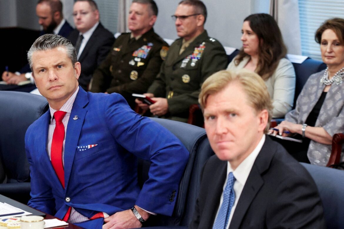 Pentagon No. 3 praises Seoul’s defense budget hike as eyes turn to Tokyo Pentagon No. 3 praises Seoul's defense budget hike as eyes turn to Tokyo