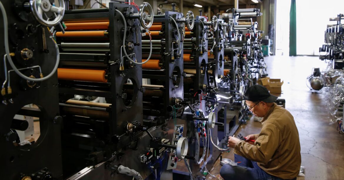 Japan manufacturers’ union to target $77 monthly base pay hike next year Japan manufacturers' union to target $77 monthly base pay hike next year