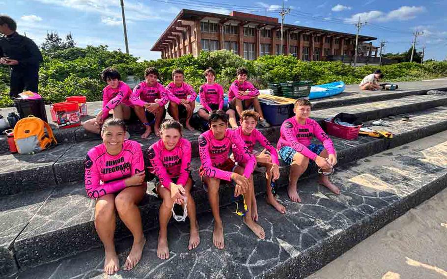 Team A (Top Gun)—made up of older, more experienced players—was represented by (top row, left to right): Harry Register (15), Teddy Roen (15), Ben Roesn (17), Brett Burback (15), and Wyatt James (15). Team B (Rocky)—featuring newer and younger players—was represented by (bottom row, left to right): Ava Law (13), Londyn Jones (13), Nico Gibson (15), David Hallock (13), and Harvey Fabian (12).