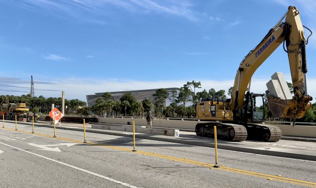 FPL office building Kyoto Gardens Drive bridge