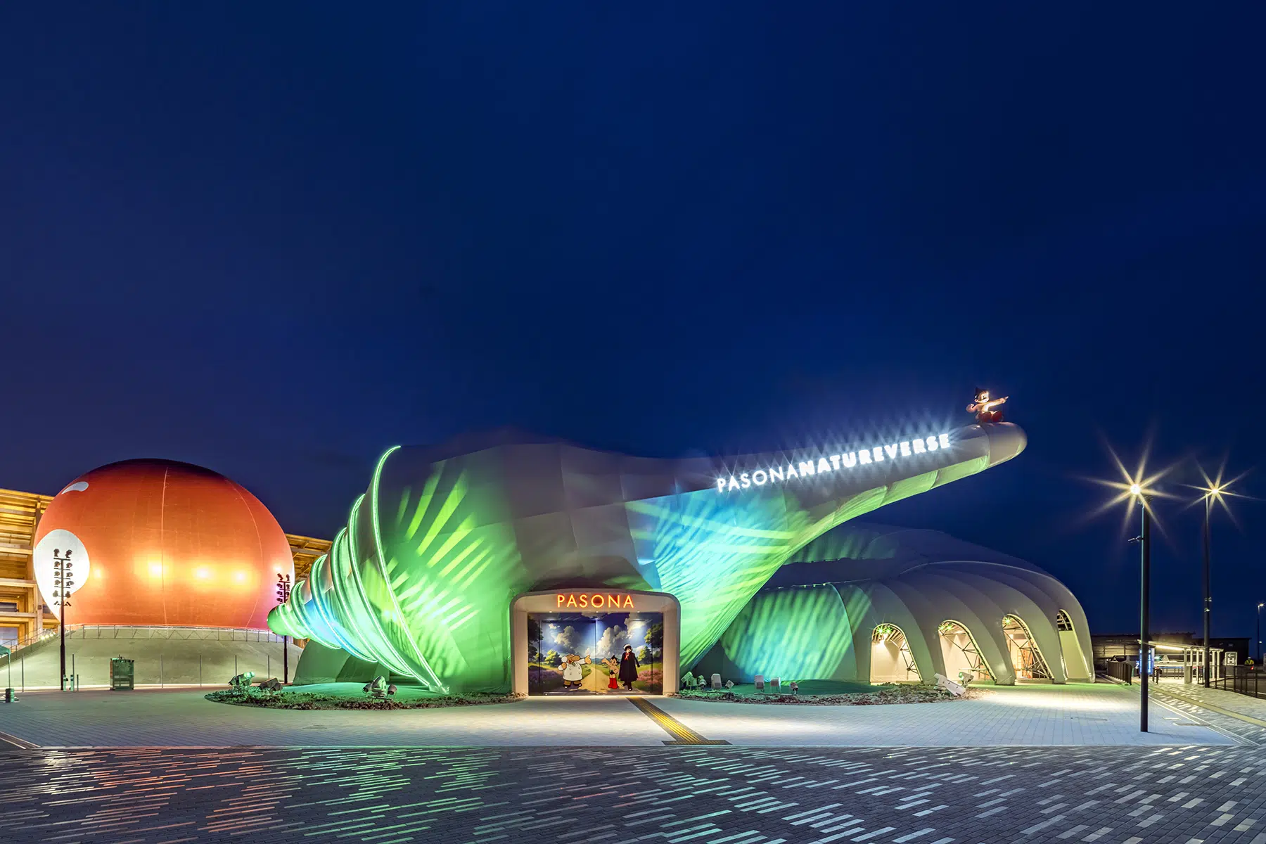 Pasona Natureverse Pavilion at the 2025 Osaka World Expo. The structure resembles a monumental seashell.