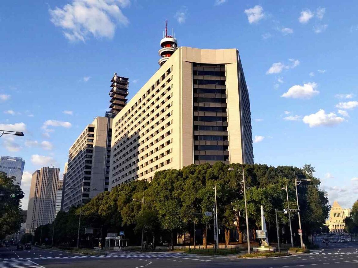 Tokyo massage parlor owner held in suspected human trafficking of 12-year-old Thai girl Tokyo massage parlor owner held in suspected human trafficking of 12-year-old Thai girl