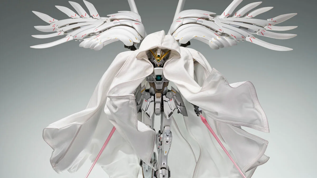 Wing Gundam Zero Cloaked Custom GFFMC figure 1