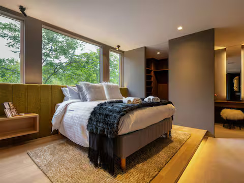 6 Powder Snow Ski Resort Chalet Stays 6 Powder Snow Ski Resort Chalet Stays