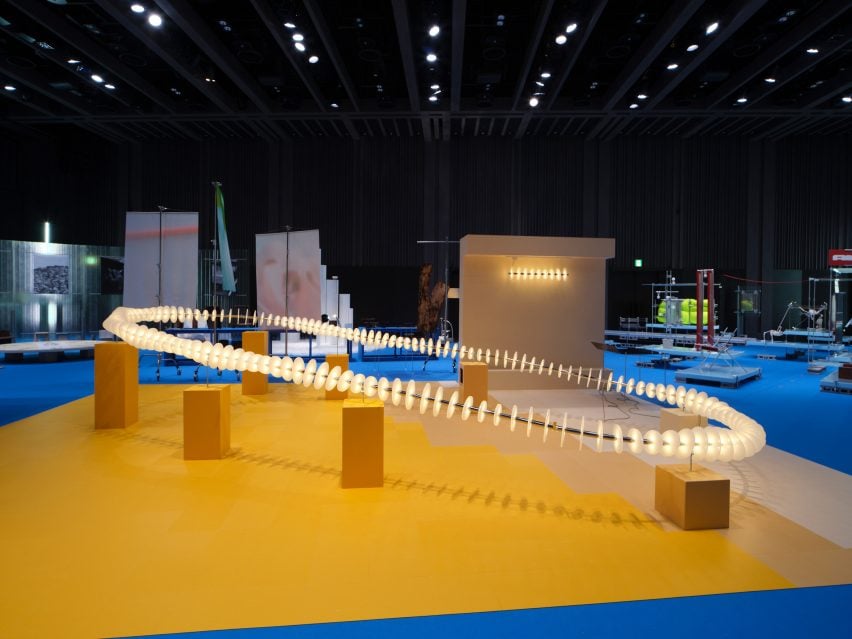 Glowing lights in a rounded shape