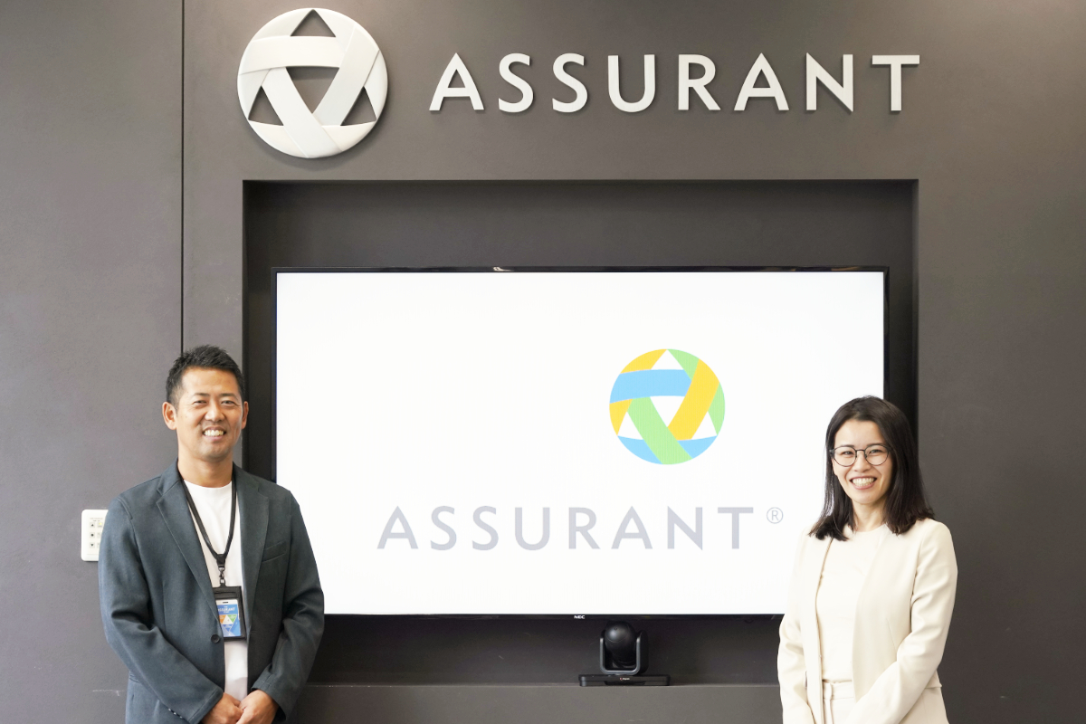 Mr. Sakurai, Ms. Takenaka (from left)