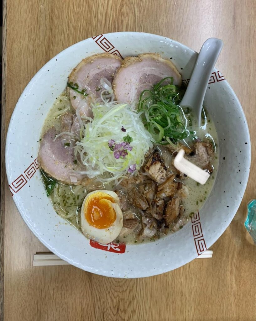 Ramen Yashichi in Osaka 🤍