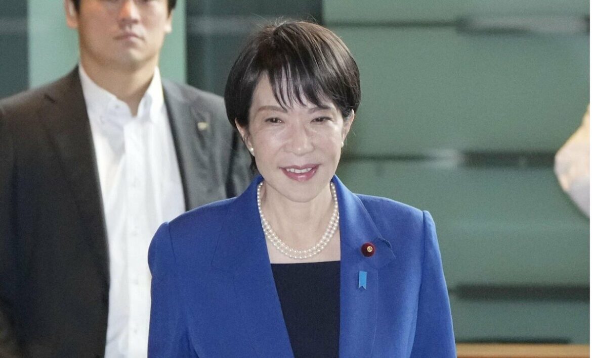 Orders surge as Japan PM’s “Sanae Bag” go viral on social media Orders surge as Japan PM's "Sanae Bag" go viral on social media