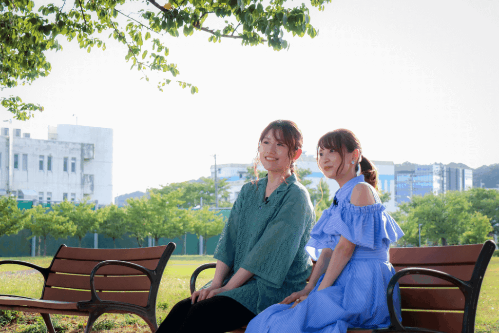 Hasegawa Ikumi and Okubo Rumi from『Chitose-kun wa Ramune Bin no Naka』Specials