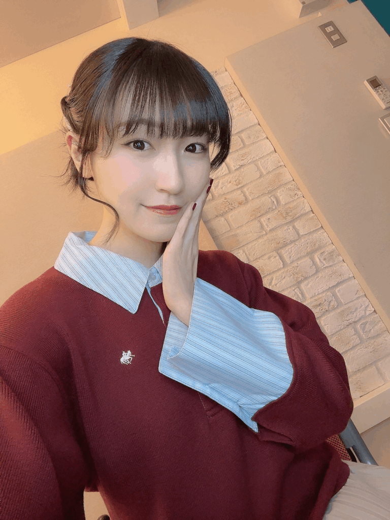 Maeshima Ami from Her InstaLive and Signing Stream✨