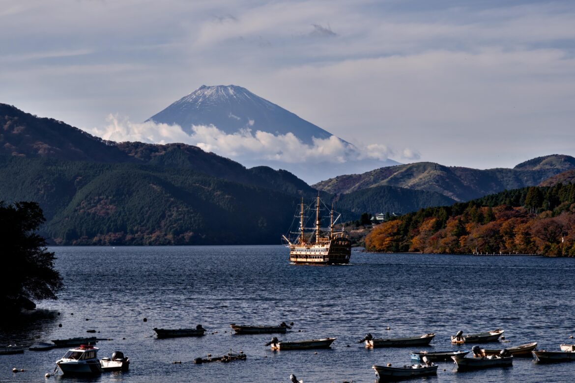 Lake Ashi, Hakone