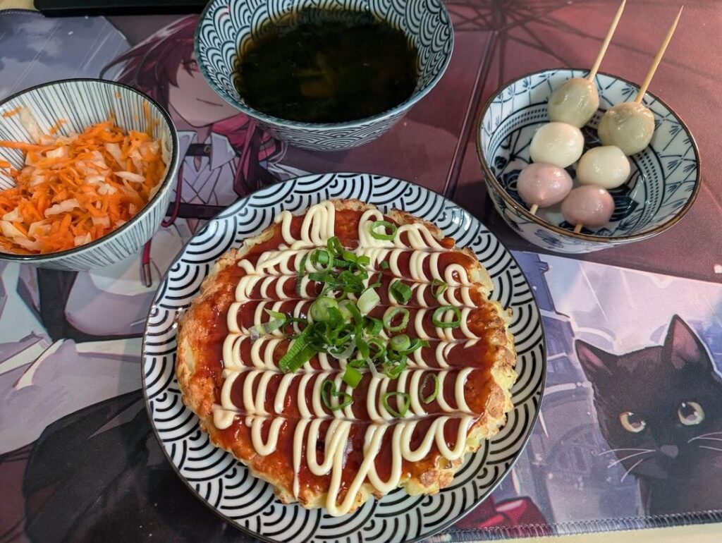 I just love to cook japanesy food. It also keeps looking so good! (all homemeade, including the natto)