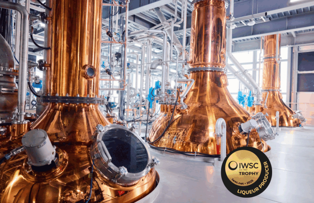 Suntory Osaka Spirits & Liqueurs Craft Distillery wins IWSC 2025 Liqueur Producer Trophy