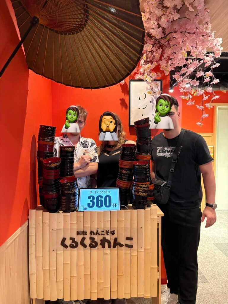 Tried the FREE “Wanko Soba” Challenge in Shinjuku! 🍜🇯🇵